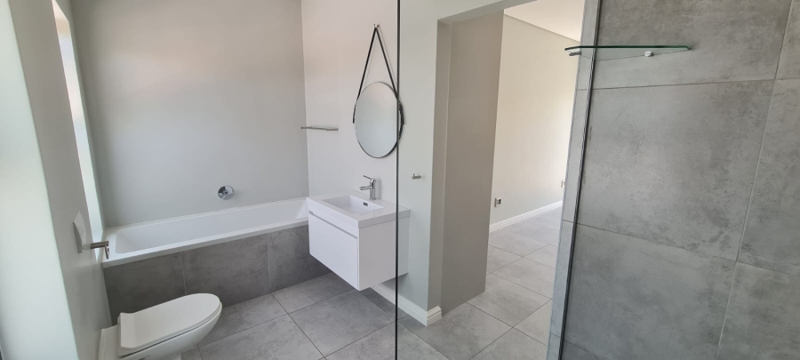 To Let 3 Bedroom Property for Rent in Croydon Western Cape